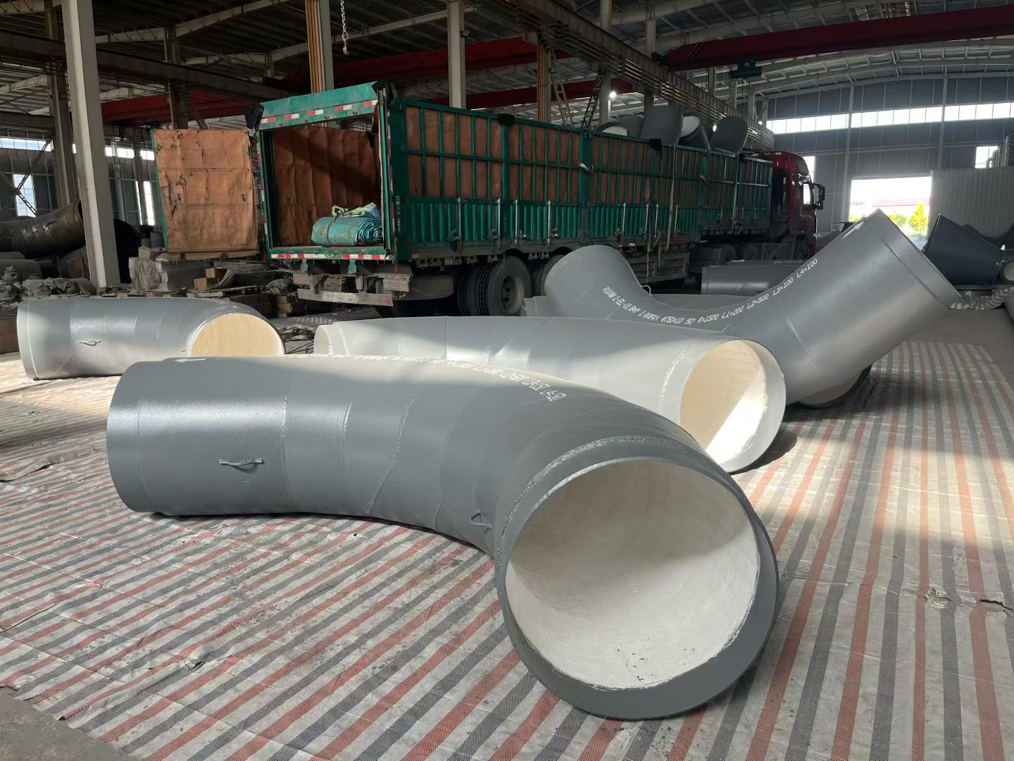 来宾市双金属耐磨管双金属耐磨管道 - 厂家