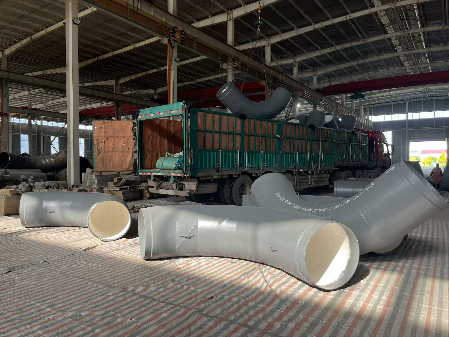 来宾市双金属充填耐磨管道双金属复合管道 - 方案
